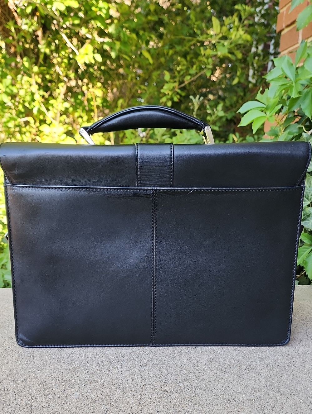 Kenneth Cole Black Leather Briefcase - Picture 7 of 17